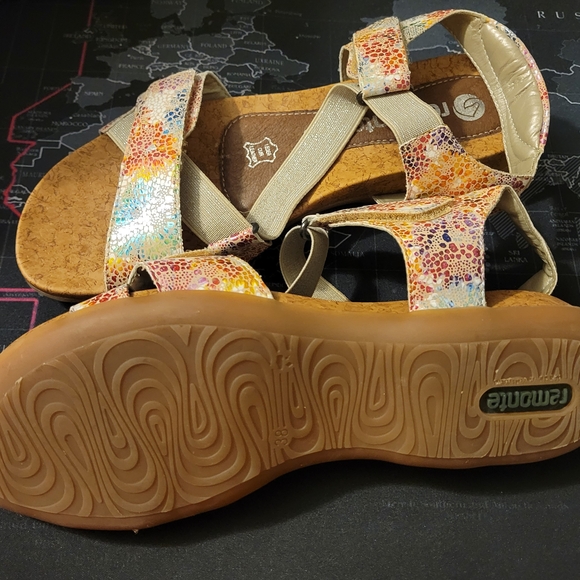 Remonte Colorful Leather Sandals With Velcro Cloaures. Size 38 - Picture 3 of 6